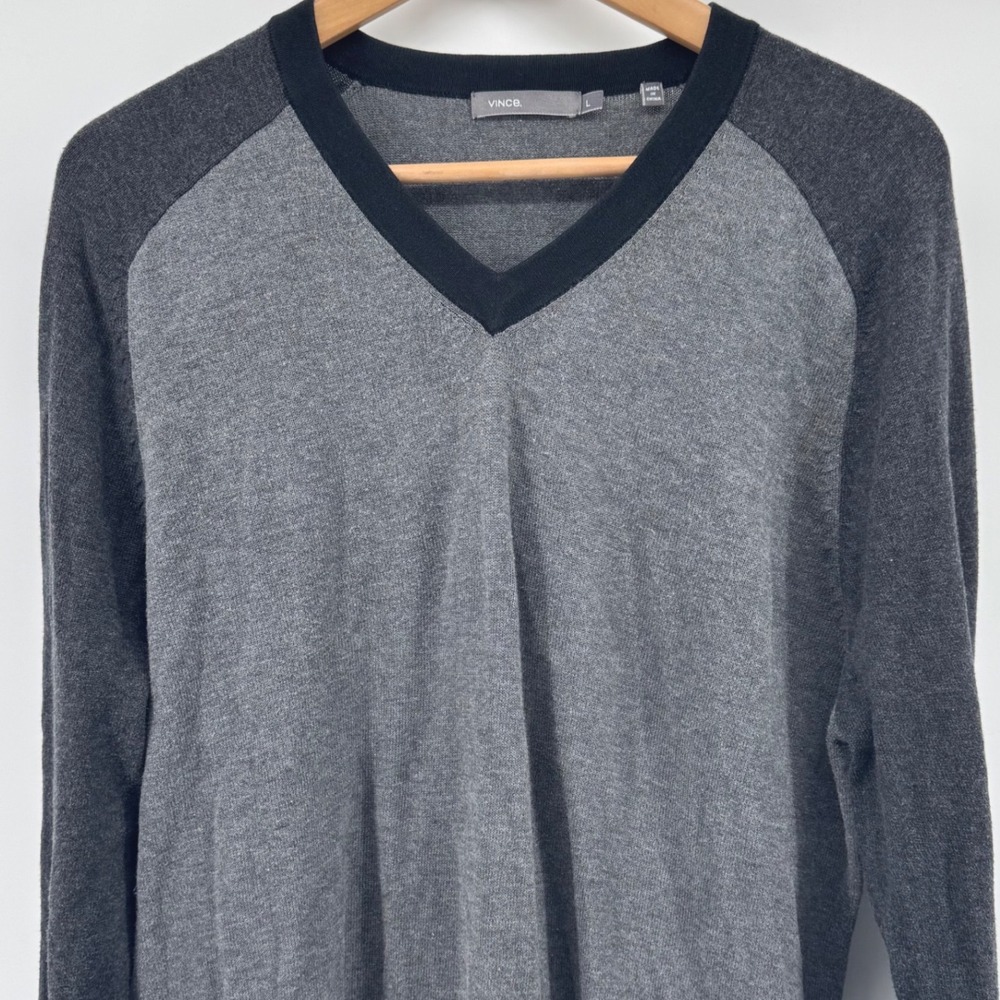 VINCE Mens L Dark Gray Heather‎ V Neck Long Sleeve Raglan Cotton Sweater Soft